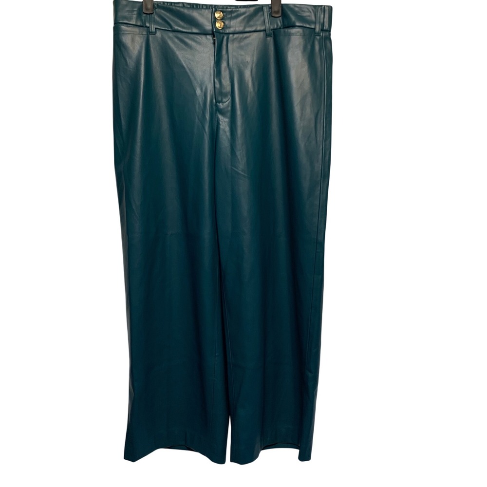 Chico's Faux Leather Pants Size 12 Wide Leg Cropped High Rise Chic Edgy Vegan